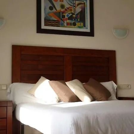 Apartamento Playa Blanca Sleeps 6 Wifi